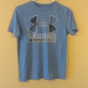 Boys Under Armour t-shirt youth large